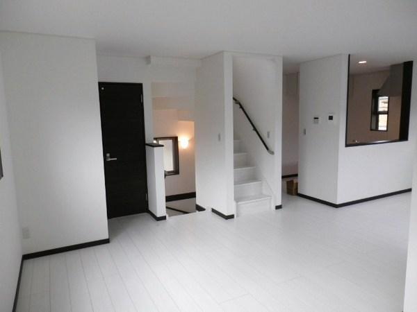 Living. Local (August 2013) Shooting