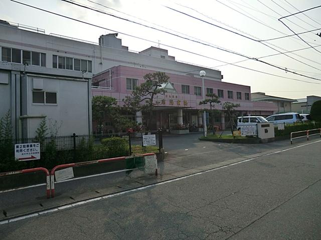 Hospital. Shiki 647m to stand City Hospital