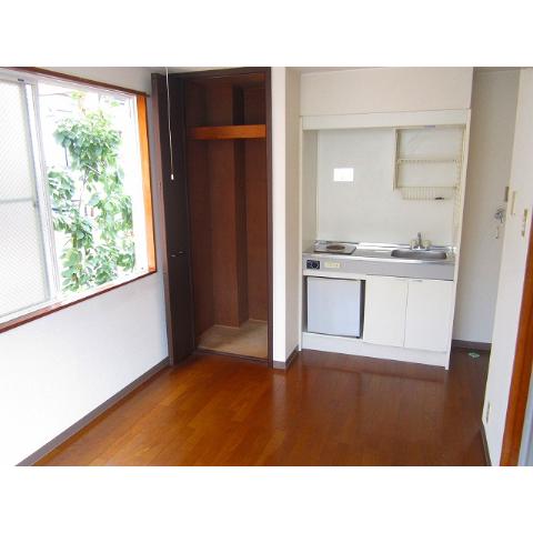 Living and room