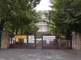 Junior high school. Shiki Municipal Muneoka 380m until the second junior high school