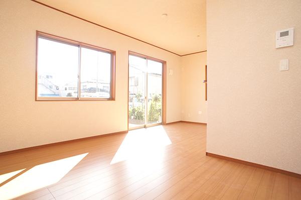 Living. LDK also increases likely relaxation time of family reunion Indoor (10 May 2013) Shooting