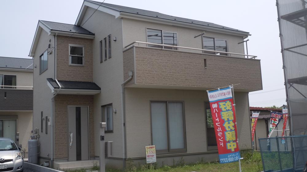 Same specifications photos (appearance). ( Building) same specification