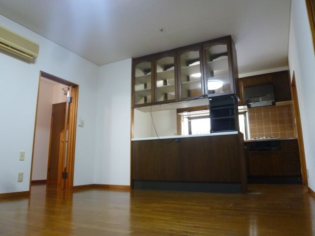 Living and room