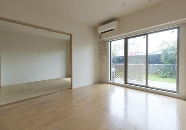 Living. LD 2013 / 09 shooting