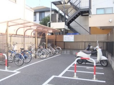 Other common areas. Bicycle parking spaces are also available! There bike shelter!