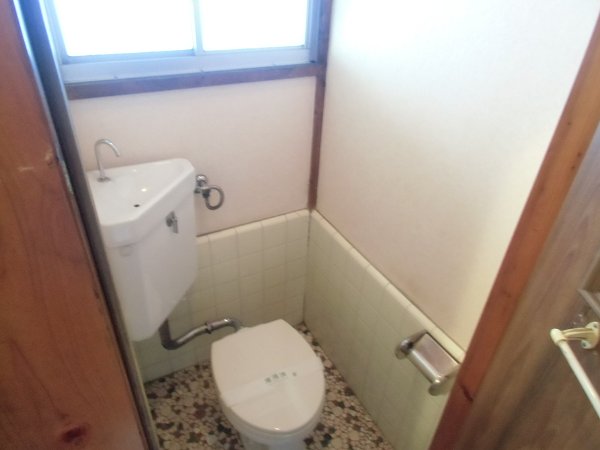 Toilet