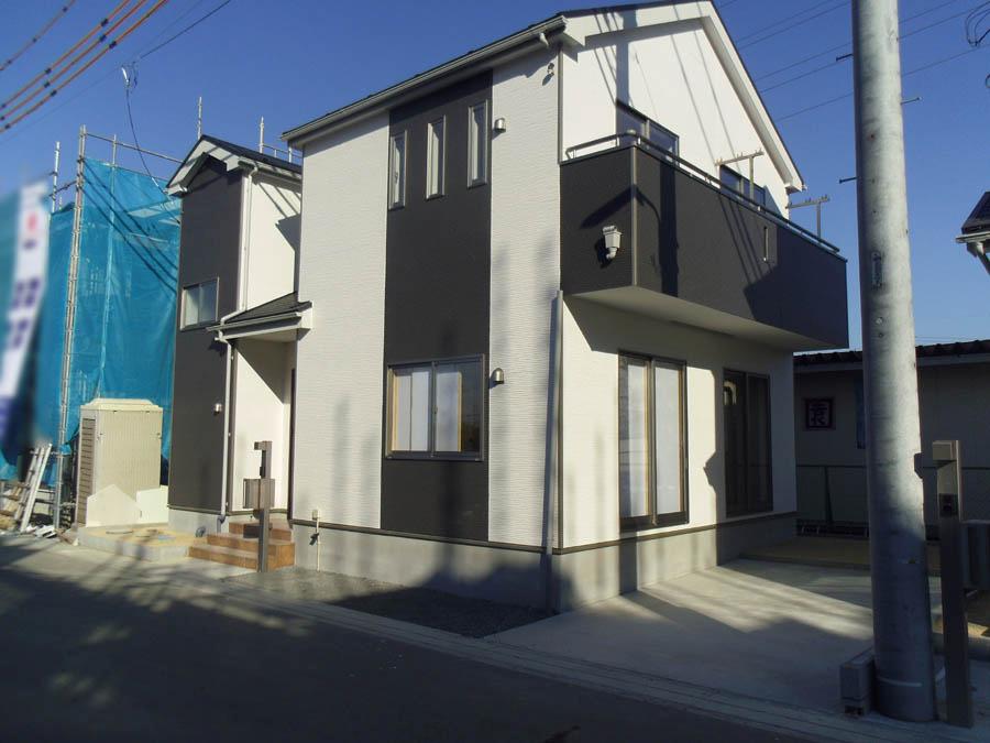 Local photos, including front road. 5 Building Was building completed. Such as the actual image from per yang, We have to wait all the time so you can see directly.