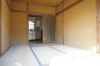 Living and room. 6 is a Pledge of Japanese-style room