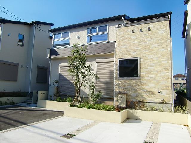 Local appearance photo. 5 Building appearance South-facing sun per well per! Local (10 May 2013) Shooting