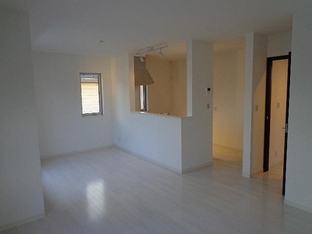 Living. Indoor (12 May 2013) Shooting