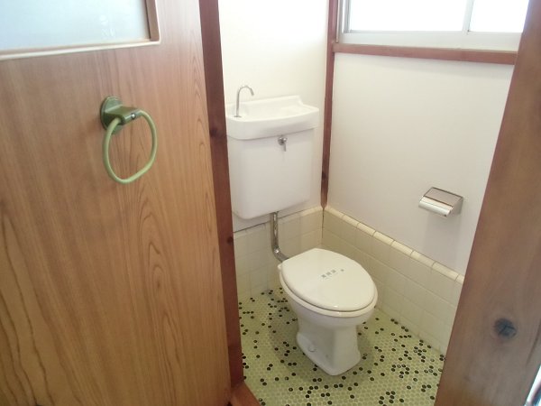 Toilet