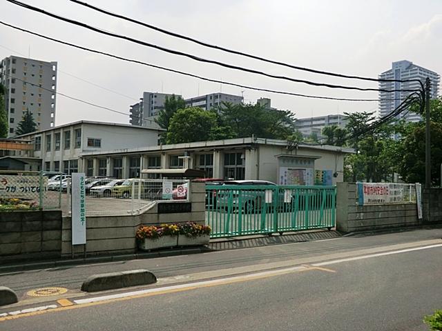 Primary school. Soka TatsuSakae to elementary school 400m