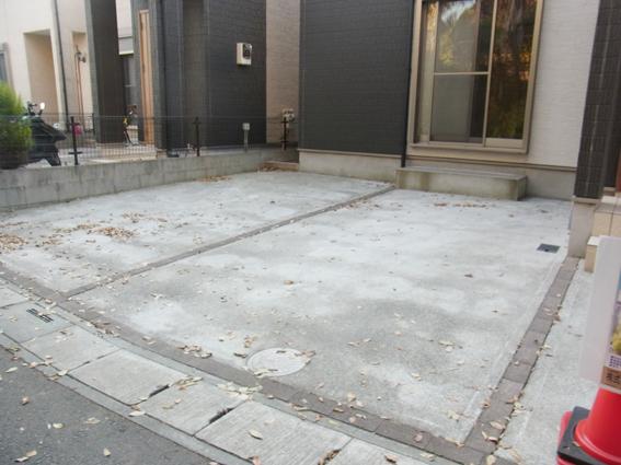 Parking lot