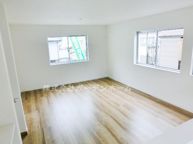 Living.  ■ Open House held in. Designer housing in cleanliness. Please visit once a day boast of new mansion ■ 