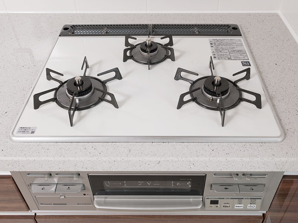 Kitchen.  [Pearl Crystal top 3-burner stove] All sensor type of 3-burner stove. Excellent Pearl Crystal top in impact resistance, Care is also easy to become flat by removing the Gotoku.