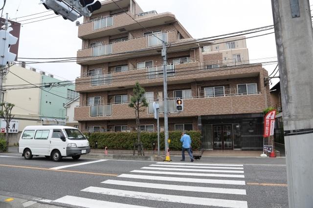 Local appearance photo