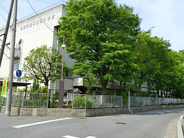 Primary school. Soka Municipal Ryoshinden to elementary school 368m