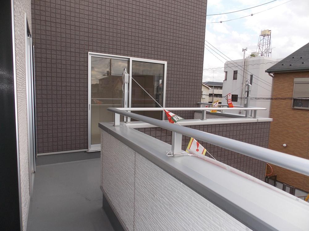 Balcony. Local (10 May 2013) Shooting