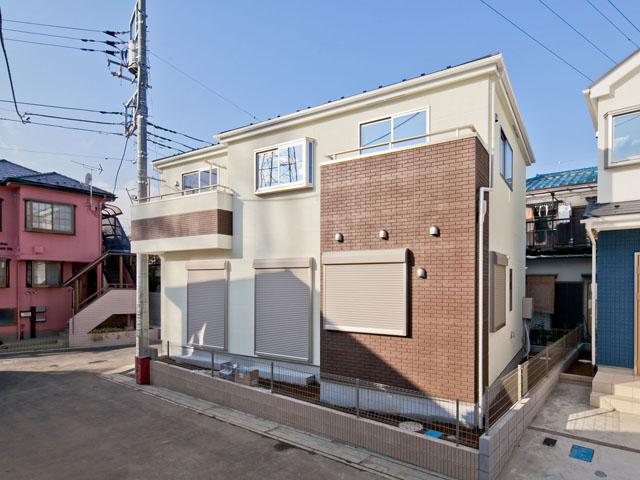 Local appearance photo. 1 Building Local (11 May 2013) Shooting Parking one Southwest corner lot West 4m South 4m road