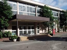 Primary school. Soka Municipal Ryoshinden to elementary school 518m