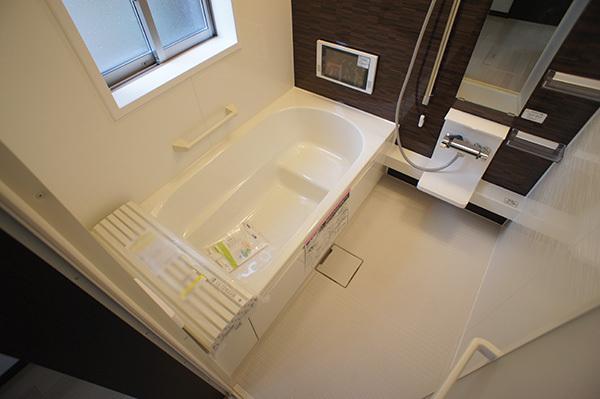 Bathroom. Spacious bathroom with the children enjoy the bath time