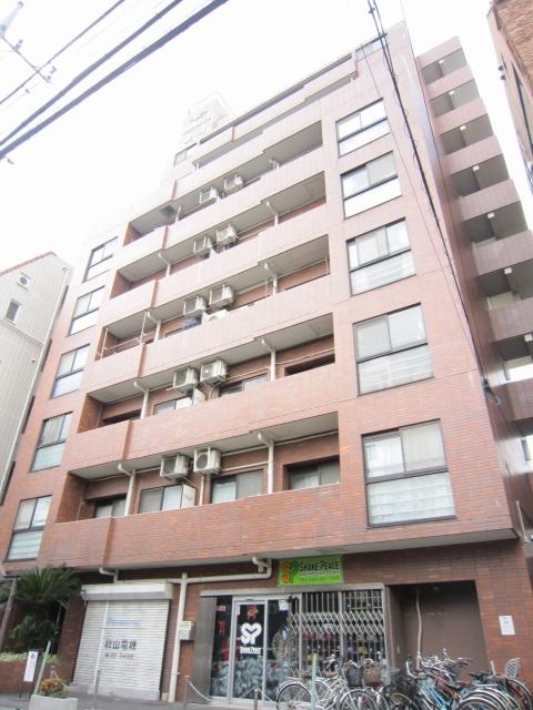 Local appearance photo. Local (12 May 2013) Shooting