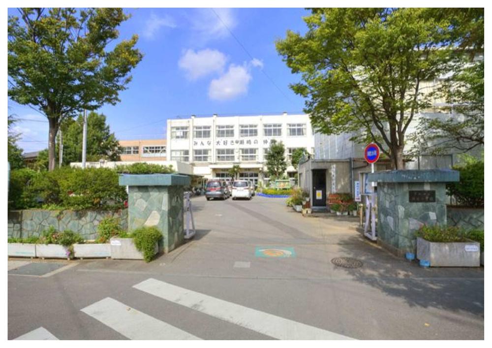 Primary school. Soka Municipal Sezaki to elementary school 937m