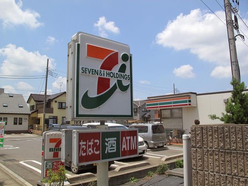 Convenience store. Seven-Eleven Soka Aoyagi 5-chome up (convenience store) 353m