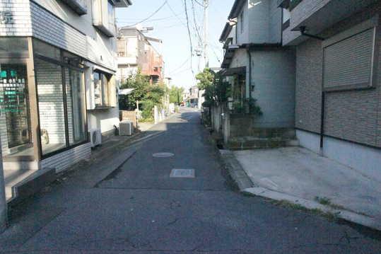 Local photos, including front road. Frontal road