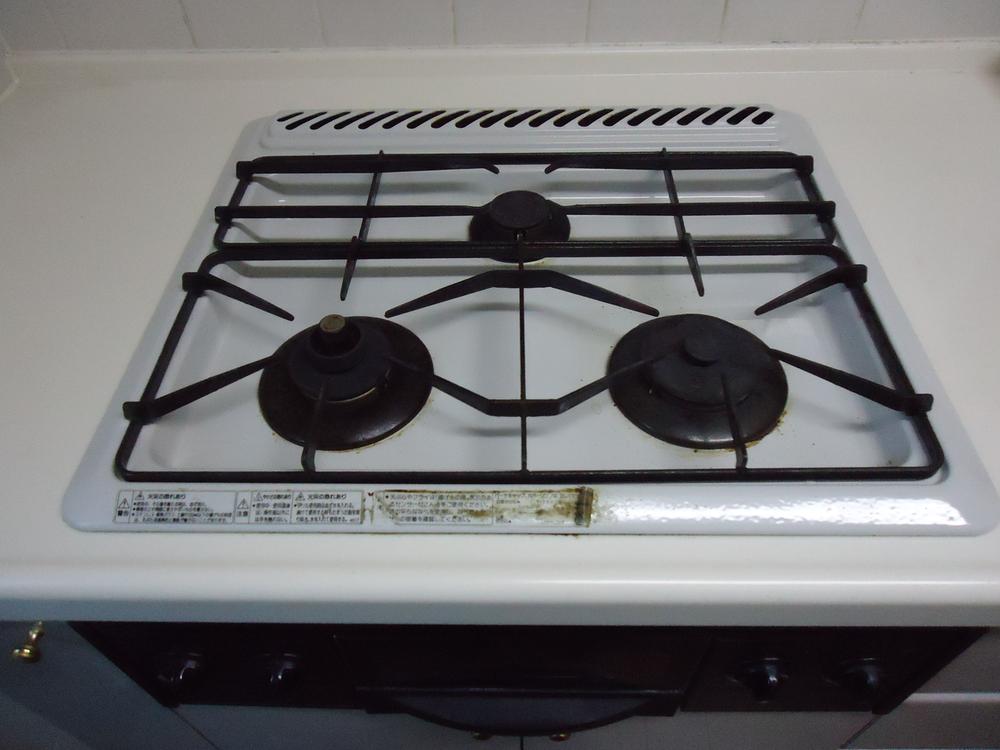 Kitchen. Indoor (11 May 2013) Shooting