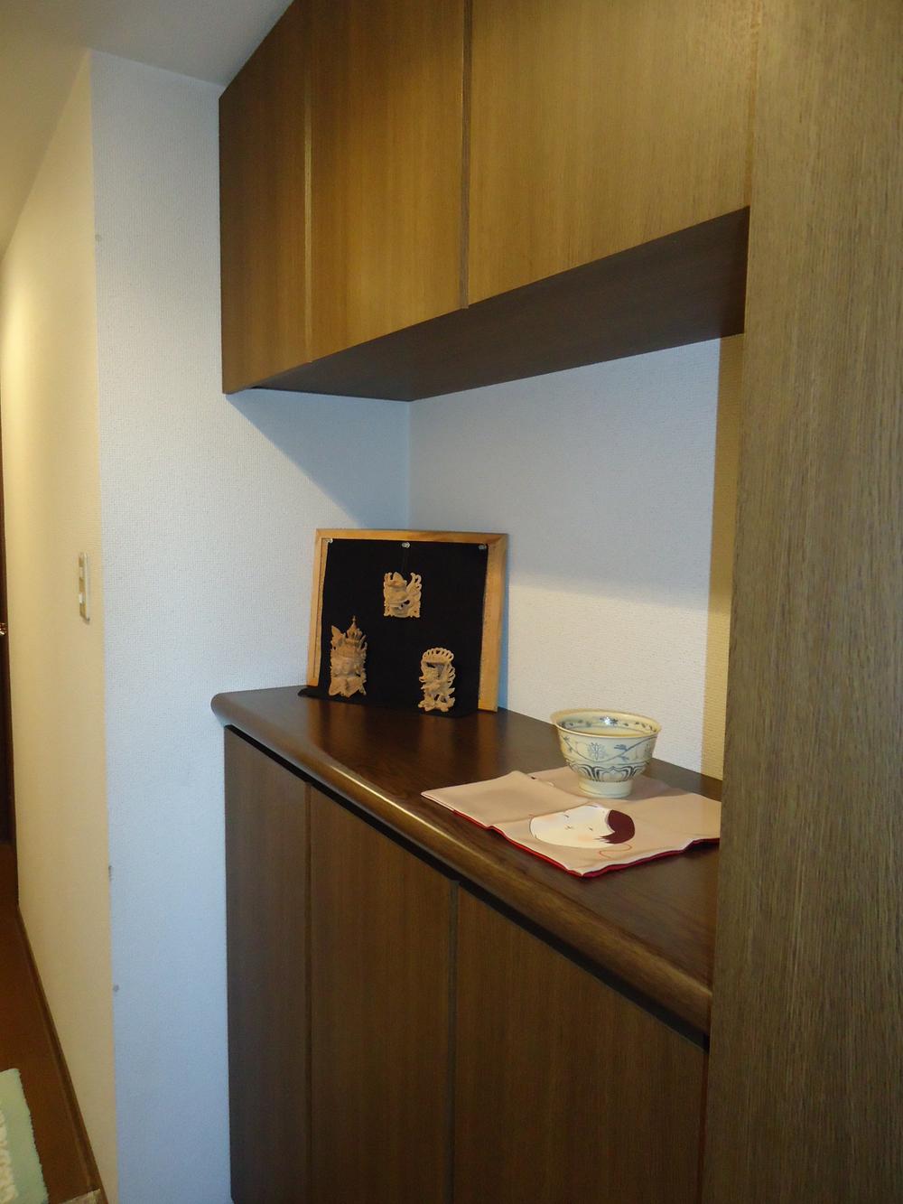 Entrance. Local (11 May 2013) Shooting