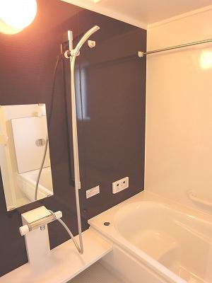 Bathroom. 7 Building room (October 28, 2013) Shooting With bathroom ventilation heating dryer also active in your laundry on a rainy day! Bath of cold day is also safe.