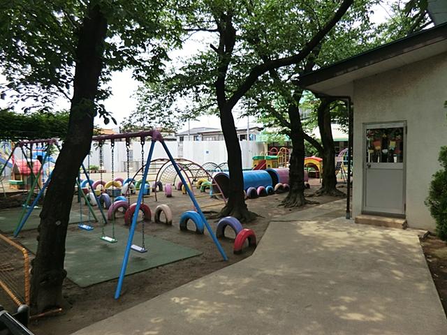 kindergarten ・ Nursery. Soka Hikawa to kindergarten 424m