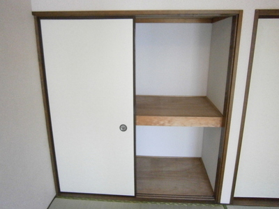 Other Equipment. Is a Japanese-style housing "depth There is also, There are storage capacity