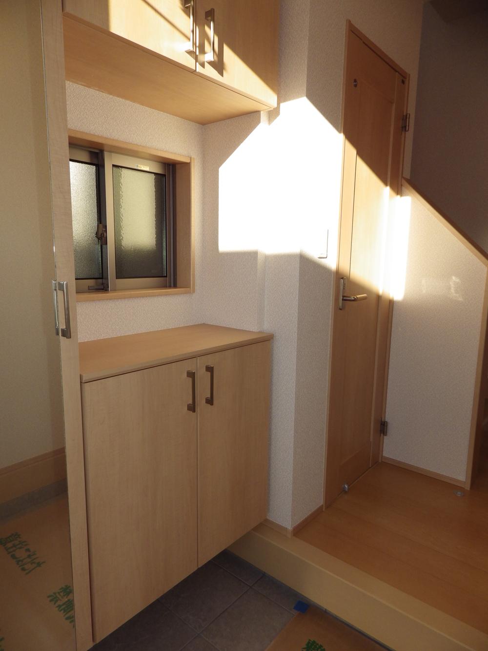 Entrance. Local (11 May 2013) Shooting