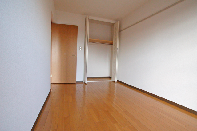 Other room space. Perfect for the room of children ・ The room spacious with each room accommodating ☆ 