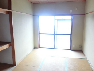 Living and room. 6 is a Pledge of Japanese-style room