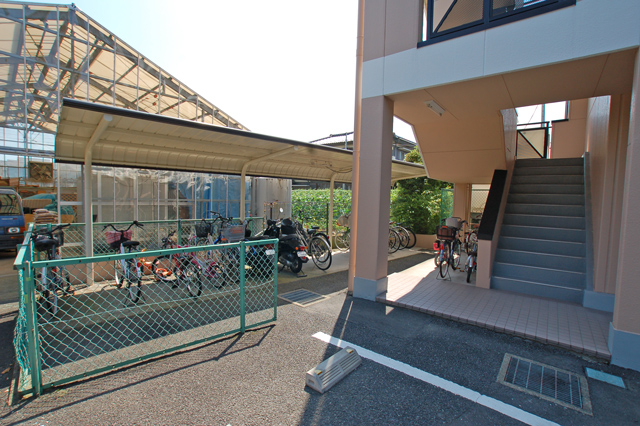 Other common areas. Covered parking lot of peace of mind on a rainy day