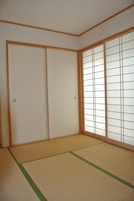 Non-living room. Japanese style room