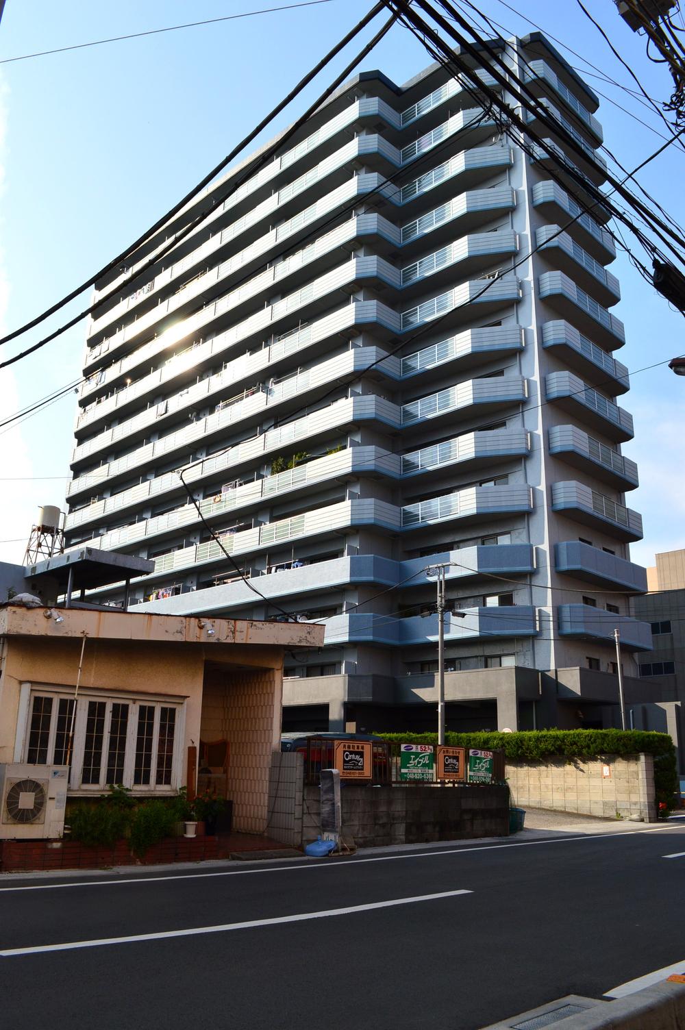 Local appearance photo