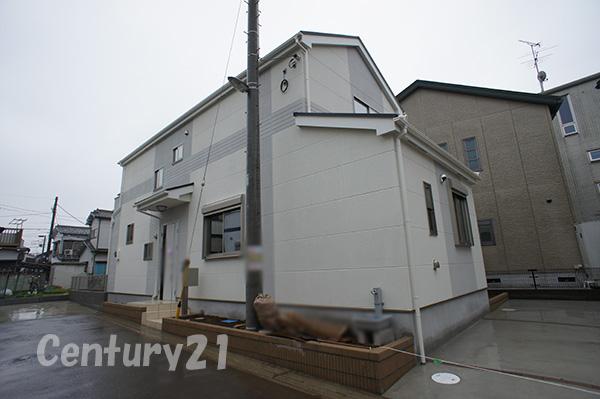 Local appearance photo. Local (12 May 2013) Shooting Building 3