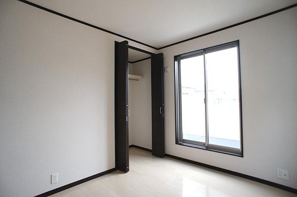 Non-living room. Indoor (12 May 2013) Shooting Building 3