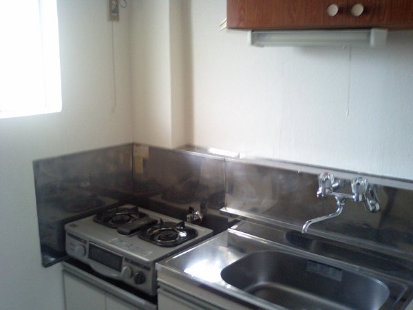 Kitchen. 2 lot gas stoves with