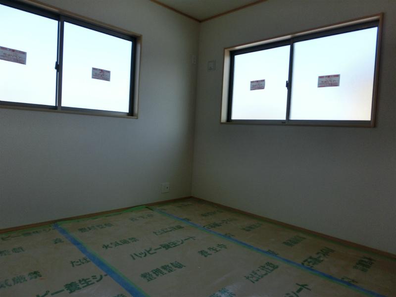 Non-living room. Indoor (11 May 2013) Shooting