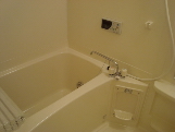 Bath. Reheating function ・ It is a bathroom with bathroom dryer