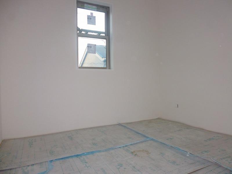 Non-living room. Indoor (12 May 2013) Shooting