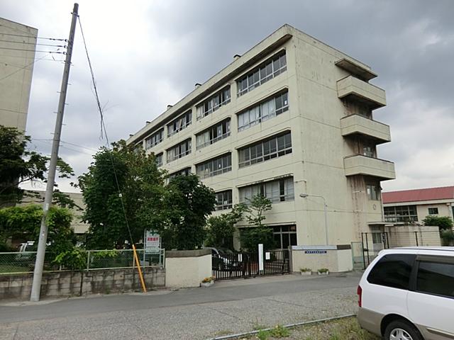 Junior high school. Hanaguri 298m until junior high school