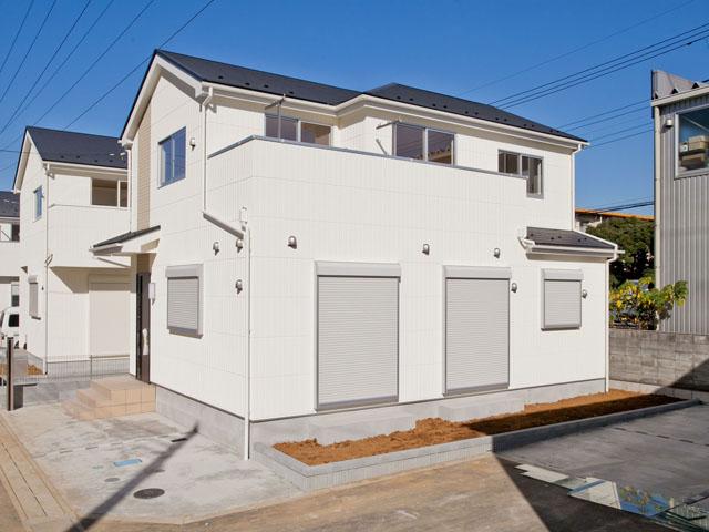 Local appearance photo. Local (11 May 2013), shooting 6 Building