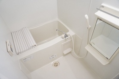 Bath. With bathroom dryer