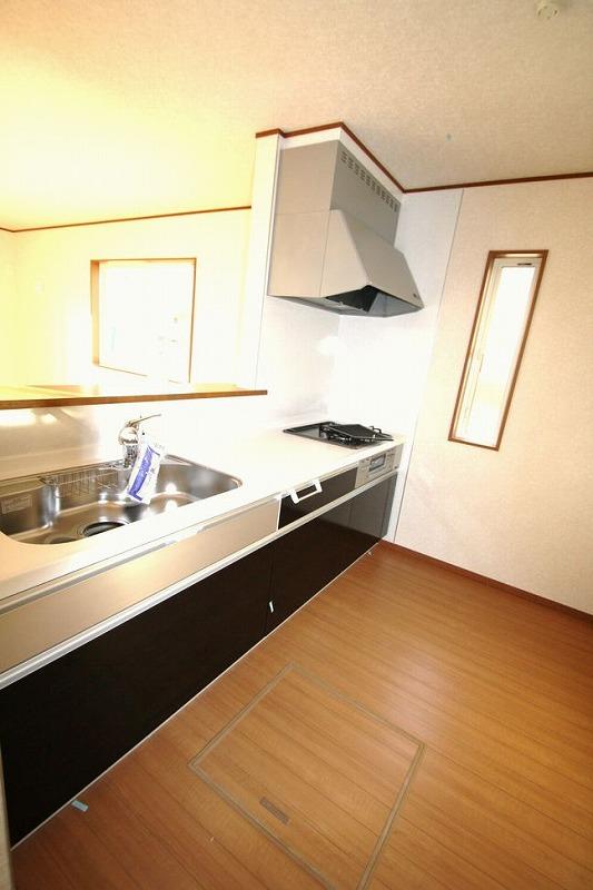 Model house photo. Sunny popular counter kitchen in the day boast of a good location a corner lot and neighboring land parking, Spacious 17 Pledge facing south is attractive on the same day of your tour Allowed newly built My home is 24,800,000 yen attractive